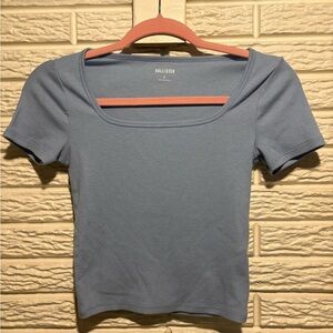Hollister Women's Short Sleeve Blue Top